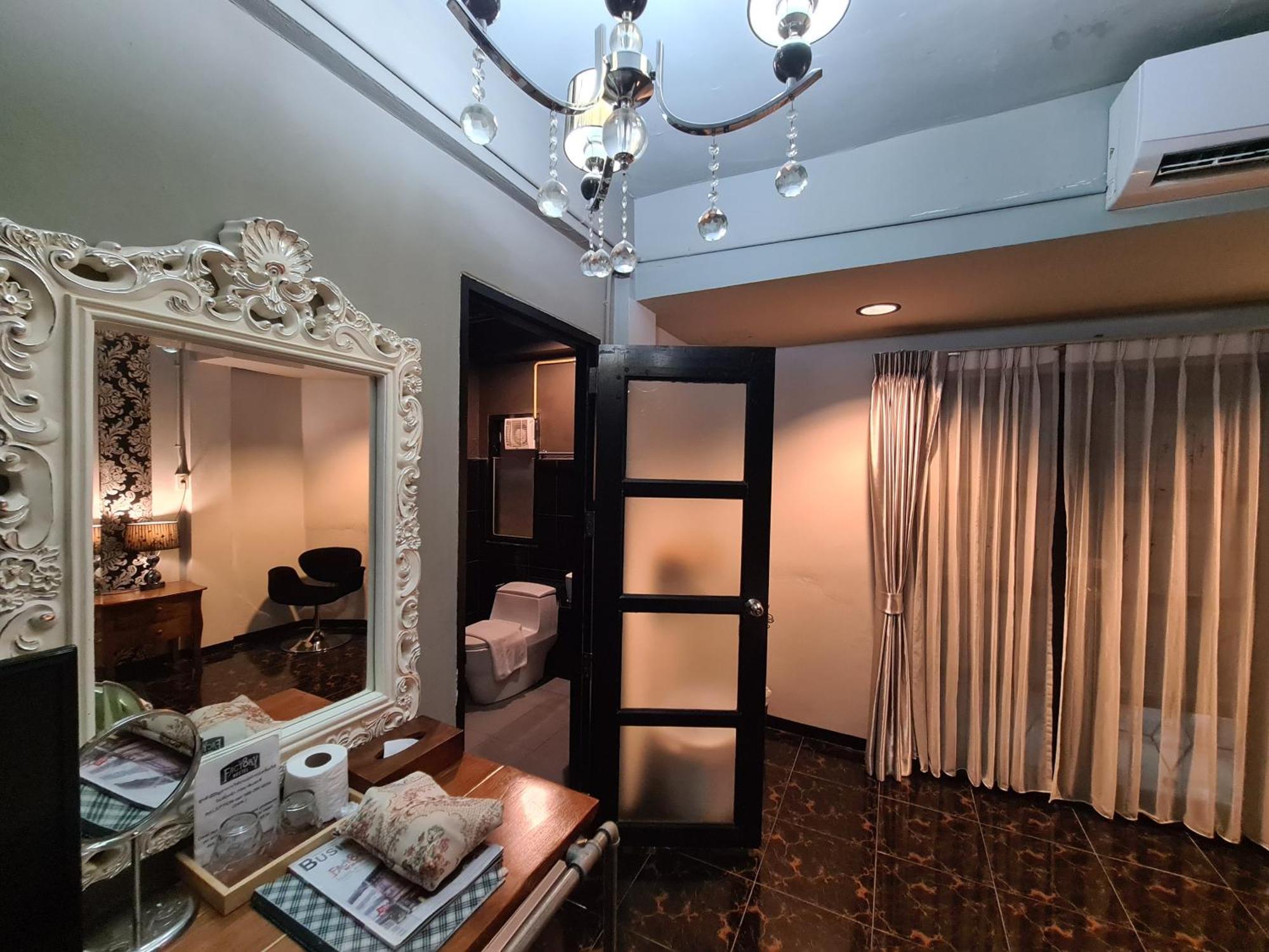 The 8 Factory Hotel פיטסנולוק מראה חיצוני תמונה